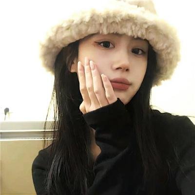 他的摩托车，她的岛